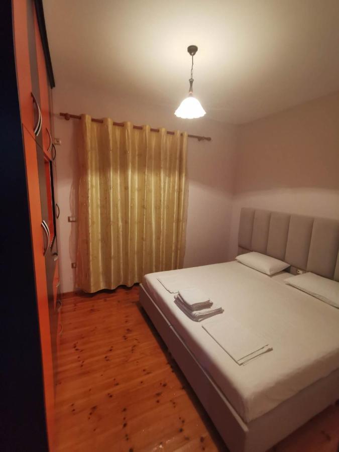 Eglent'S Tourist House Otel Saranda Dış mekan fotoğraf
