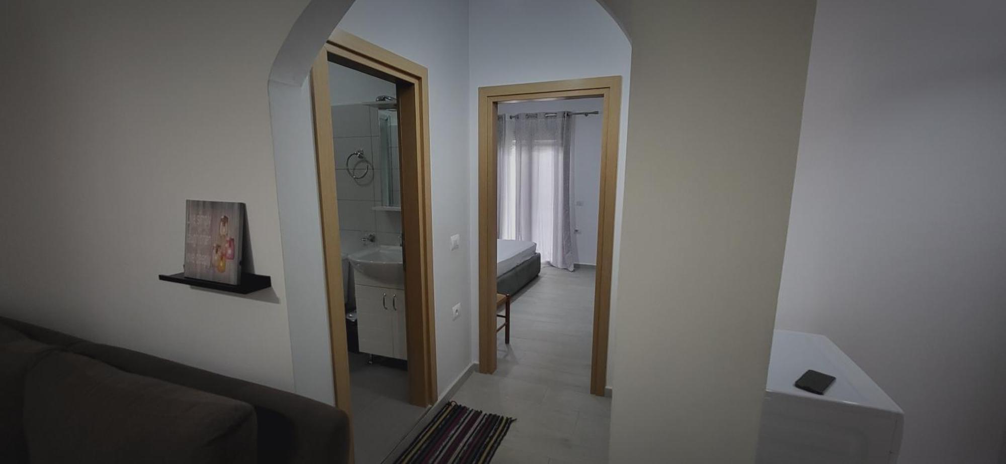 Eglent'S Tourist House Otel Saranda Dış mekan fotoğraf